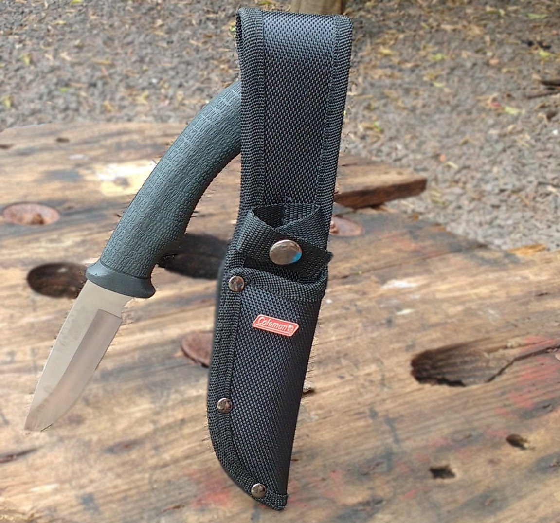 Coleman Gripp Black Fixed Blade W/ Shealth CMNRBR002